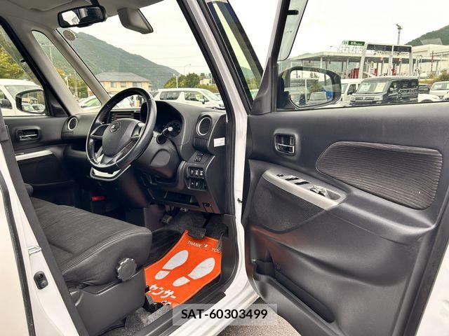 Nissan DAYZ ROOX 2017-09 8828684-21