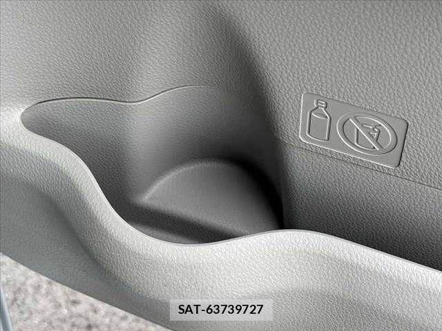 Nissan DAYZ ROOX 2017-05 8828690-26