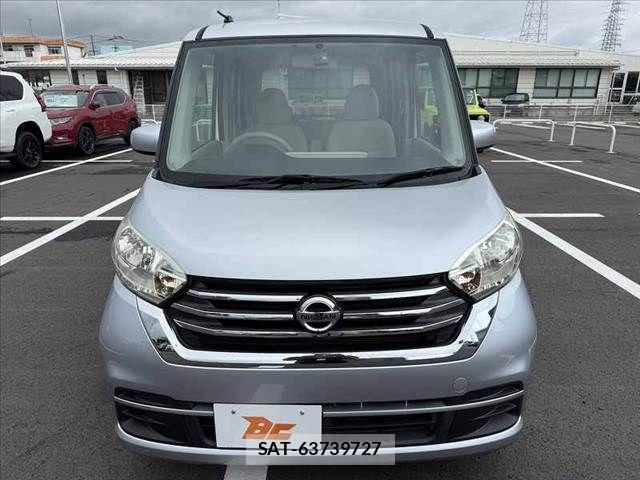 Nissan DAYZ ROOX 2017-05 8828690-8