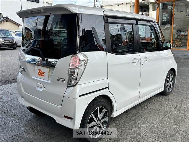 Nissan DAYZ ROOX 2017-12 8828665-12