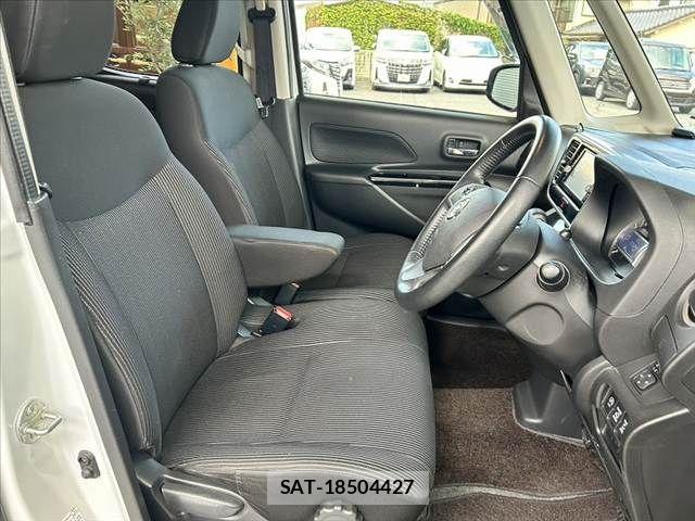 Nissan DAYZ ROOX 2017-12 8828665-15
