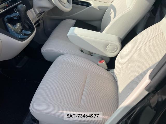 Nissan DAYZ ROOX 2014-11 8828692-3