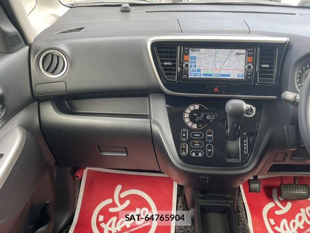 Nissan DAYZ ROOX 2015-02 8828666-12