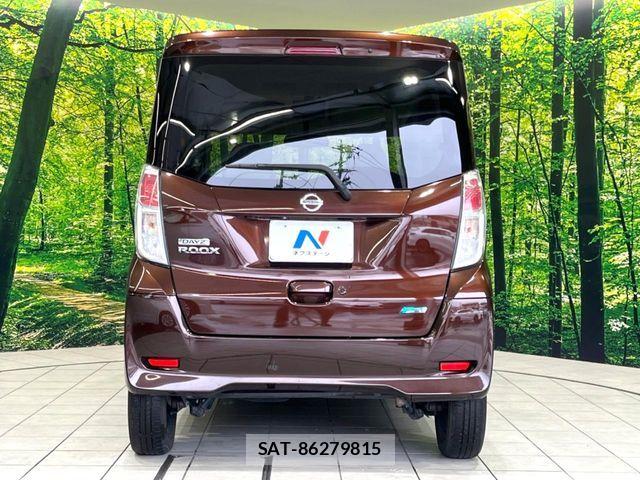 Nissan DAYZ ROOX 2014-02 8848718-14