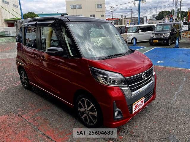 Nissan DAYZ ROOX 2018-05 8870811-2