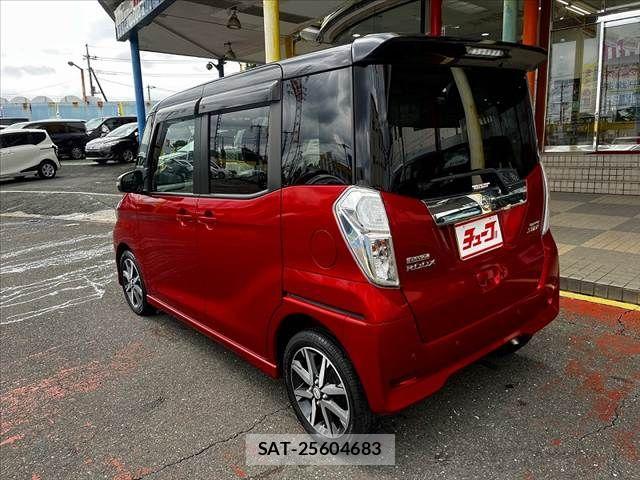 Nissan DAYZ ROOX 2018-05 8870811-7