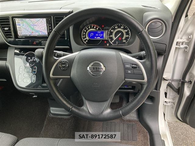 Nissan DAYZ ROOX 2018-09 8879444-5