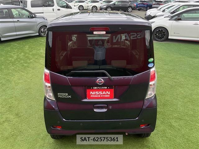 Nissan DAYZ ROOX 2018-08 8879445-15