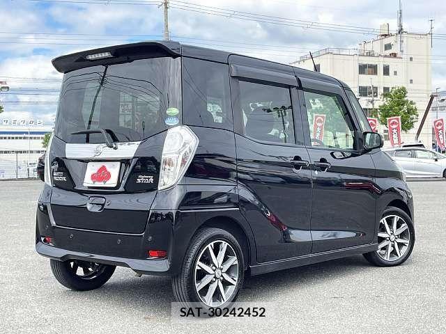 Nissan DAYZ ROOX 2019-01 8879441-2