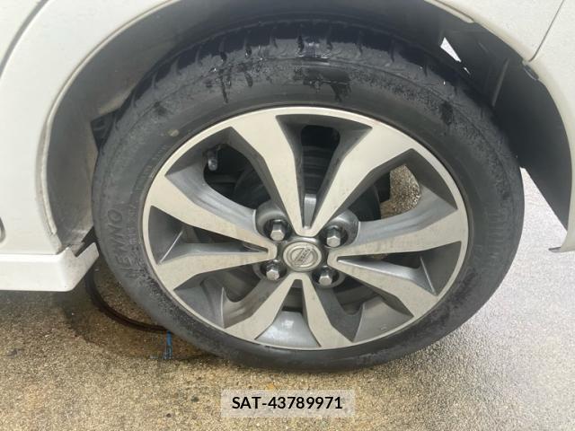 Nissan DAYZ ROOX 2015-08 8879458-15