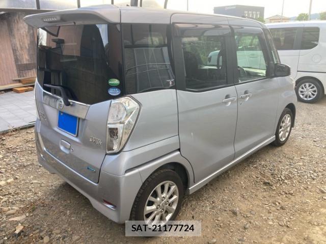 Nissan DAYZ ROOX 2014-03 8879457-1