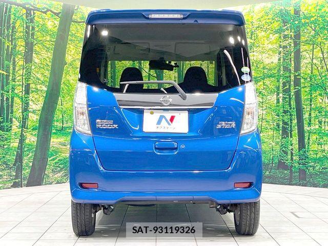 Nissan DAYZ ROOX 2017-09 8883519-14