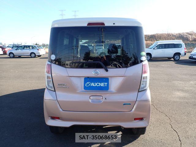 Nissan DAYZ ROOX 2016-12 2400140-8