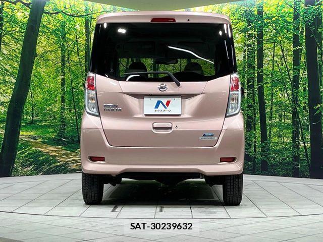 Nissan DAYZ ROOX 2014-03 4938446-14