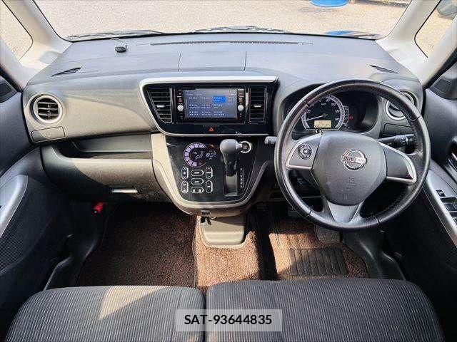Nissan DAYZ ROOX 2016-02 5866469-2
