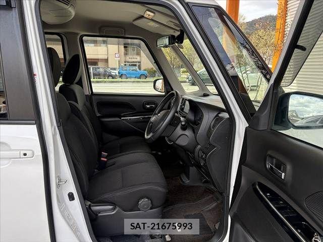 Nissan DAYZ ROOX 2018-03 6003726-15