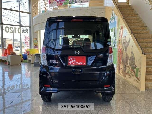 Nissan DAYZ ROOX 2019-04 6544676-2