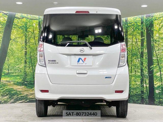 Nissan DAYZ ROOX 2015-04 6611477-15