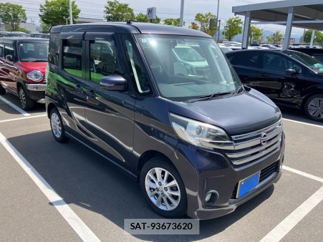 Nissan DAYZ ROOX 2014-05 6611479-1