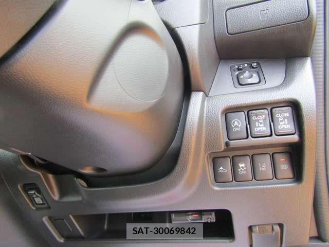 Nissan DAYZ ROOX 2018-06 6690988-19
