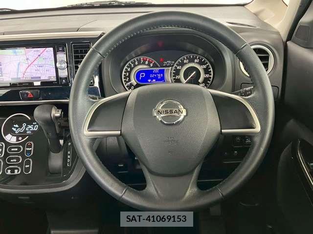 Nissan DAYZ ROOX 2017-06 6904235-12