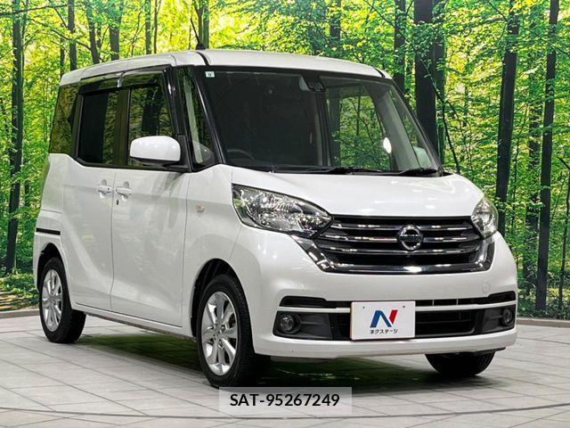 Nissan DAYZ ROOX 2017-08 6904236-15