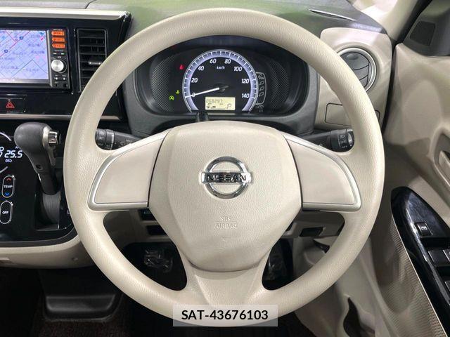 Nissan DAYZ ROOX 2014-05 7217457-11