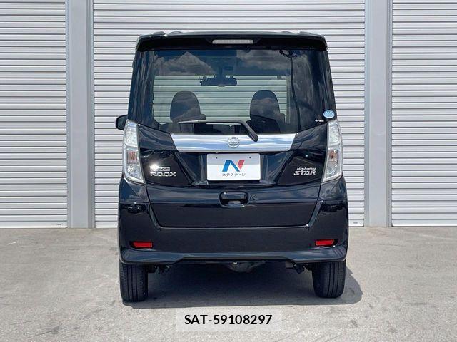 Nissan DAYZ ROOX 2015-05 7217462-12