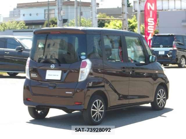 Nissan DAYZ ROOX 2018-03 7562047-3