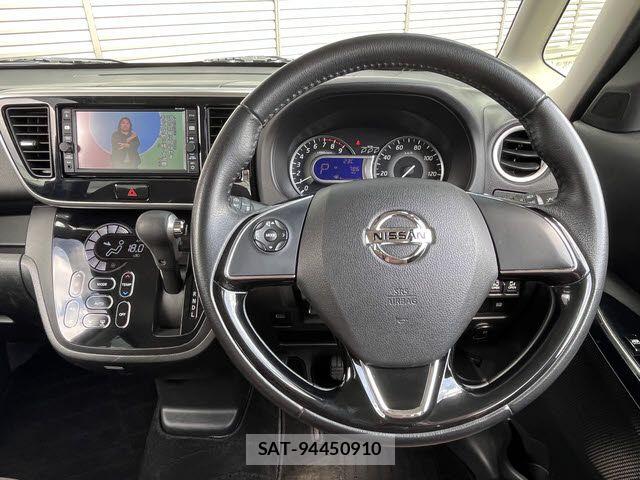 Nissan DAYZ ROOX 2017-05 7616175-18