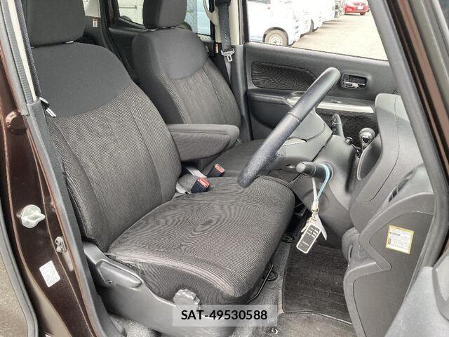 Nissan DAYZ ROOX 2015-06 8035258-15