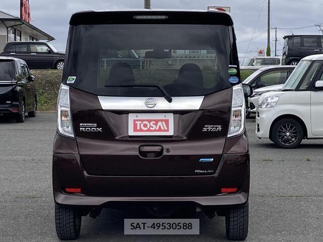 Nissan DAYZ ROOX 2015-06 8035258-24