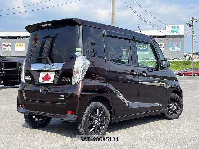 Nissan DAYZ ROOX 2018-04 8035260-2