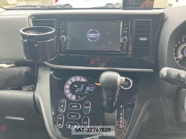 Nissan DAYZ ROOX 2017-10 8158304-25