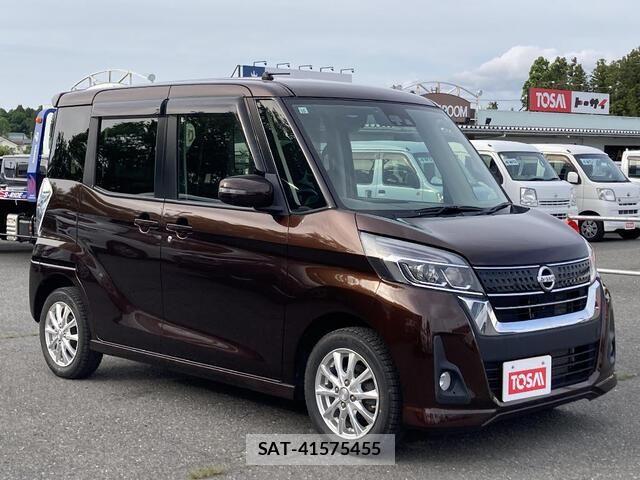 Nissan DAYZ ROOX 2017-12 8245039-21