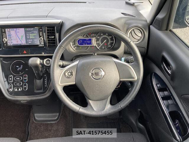 Nissan DAYZ ROOX 2017-12 8245039-6