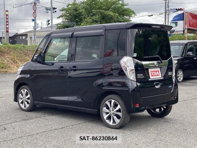 Nissan DAYZ ROOX 2016-02 8245038-25
