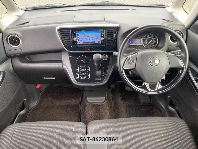 Nissan DAYZ ROOX 2016-02 8245038-5