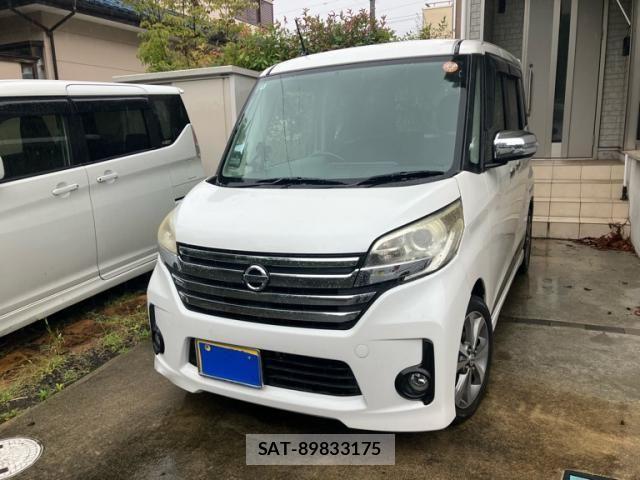 Nissan DAYZ ROOX 2014-02 8314192-1