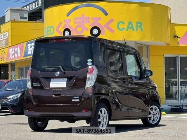 Nissan DAYZ ROOX 2014-03 8314191-1