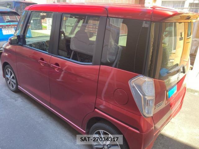 Nissan DAYZ ROOX 2017-08 8354310-7