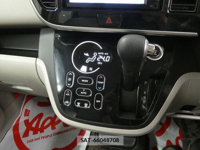 Nissan DAYZ ROOX 2014-08 8412000-17