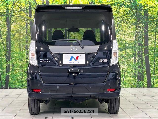 Nissan DAYZ ROOX 2018-06 8626483-15