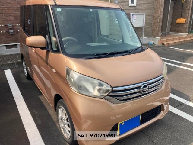 Nissan DAYZ ROOX 2014-02 8779999-3