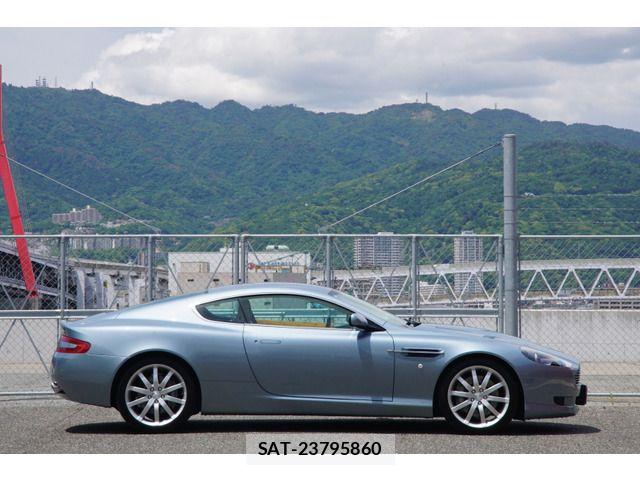 Aston Martin DB9 2006-11 7217473-4