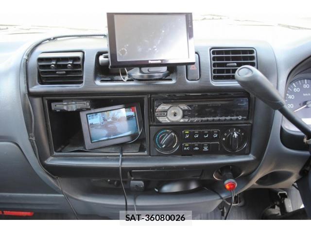 Mitsubishi DELICA 2005-01 7020343-28