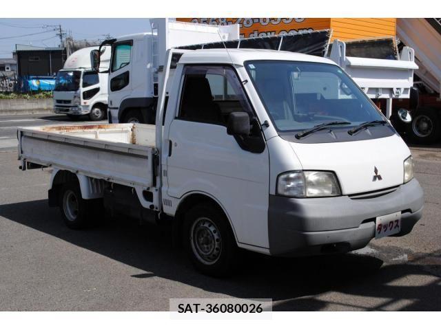 Mitsubishi DELICA 2005-01 7020343-4