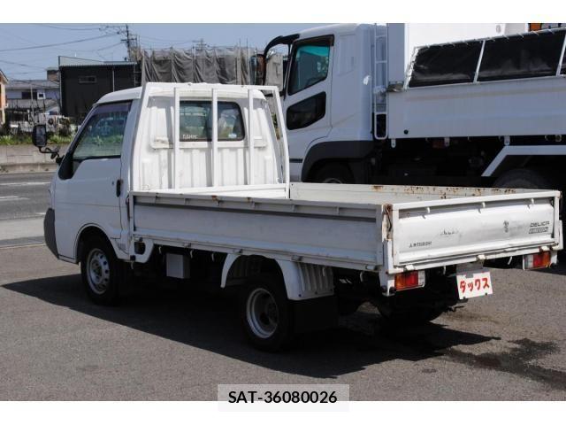 Mitsubishi DELICA 2005-01 7020343-8