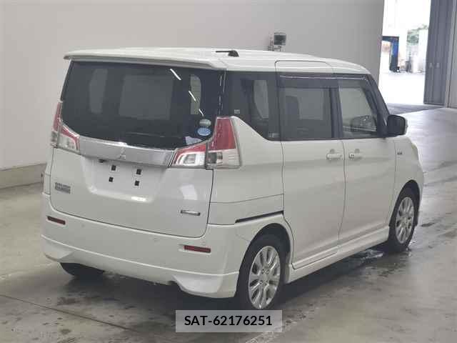 Mitsubishi DELICA 2020-01 8697690-3