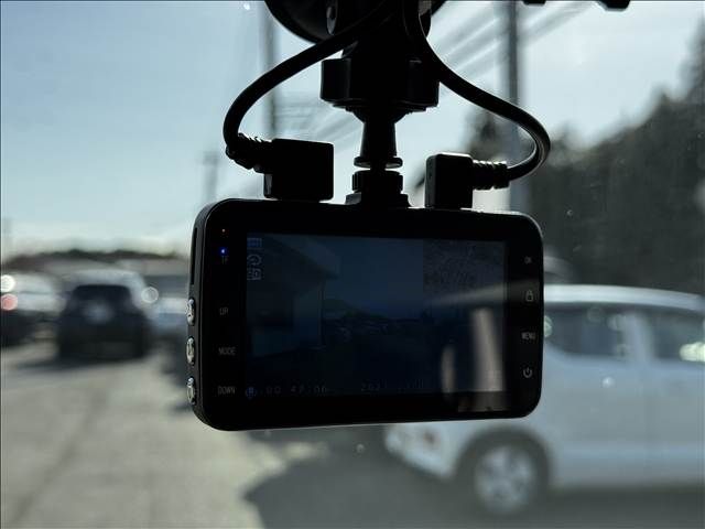 Mitsubishi DELICA 2011-04 1823905-14